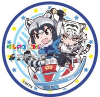 販売が予定されている、吉崎観音の描き下ろしイラストを使用した缶バッジ。