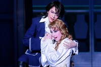 宝塚歌劇「ベルサイユのばら-オスカルとアンドレ編-」(c)宝塚歌劇団 (c)宝塚クリエイティブアーツ