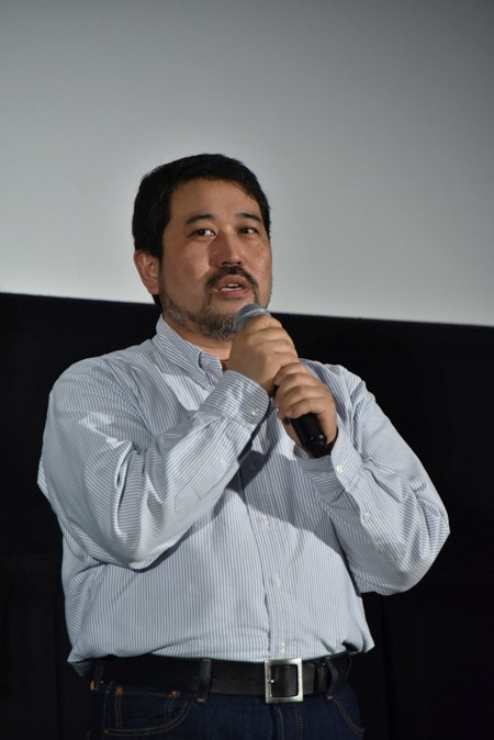 監督の瀬下寛之。