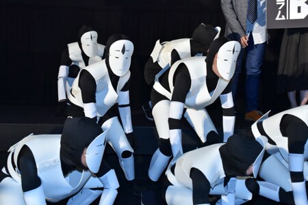 わらわらと集まってくる駆除系。