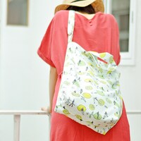 「キャンバスショルダートート」使用例