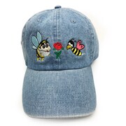 「CRAYON STYLE」のキャップ。