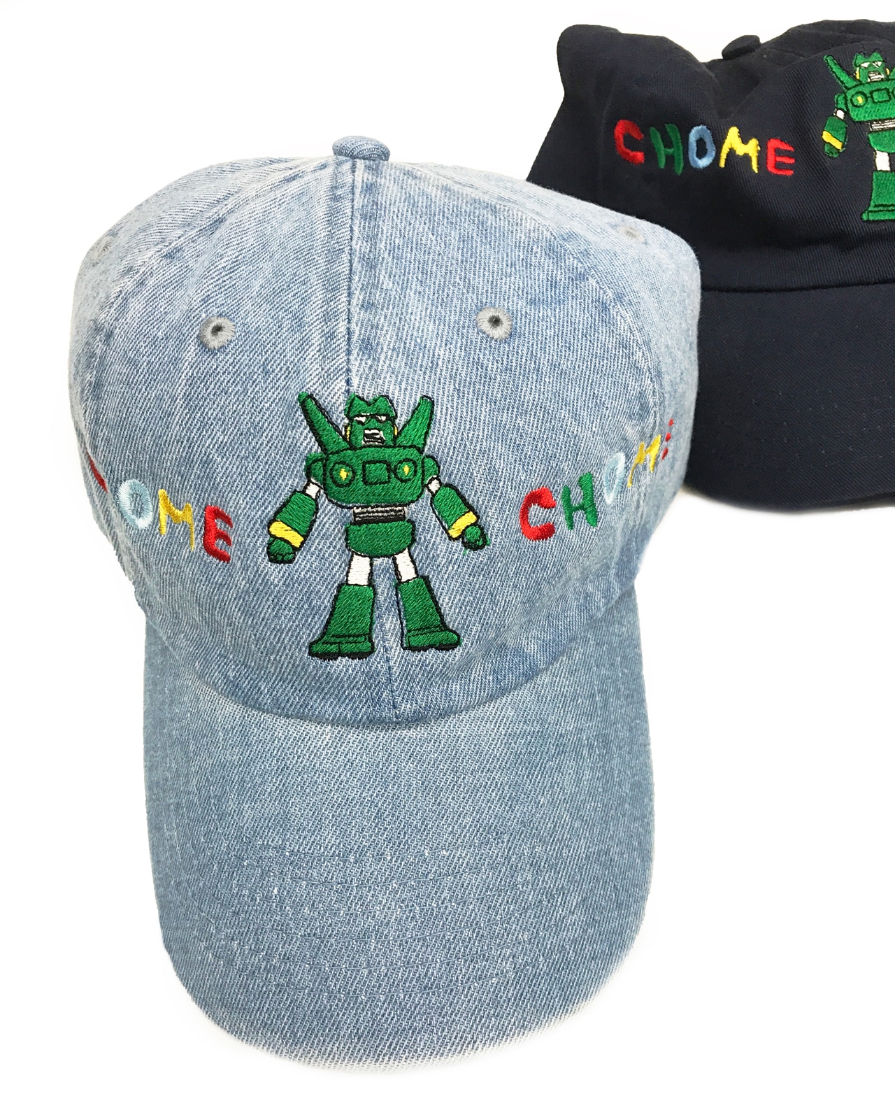 「CRAYON STYLE」のキャップ。