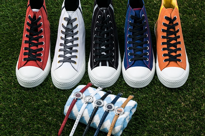 「ALL OUT!!」ラグビー部ユニフォームをイメージしたコラボ腕時計＆スニーカー