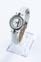 慶常高校の腕時計。