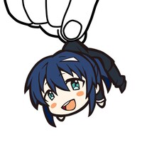 万理の“つままれ”姿。