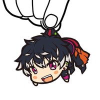 百の“つままれ”姿。