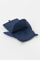 スピネル・サンがモチーフのミトンセット。