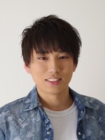 アンサンブルキャストの山口渓。