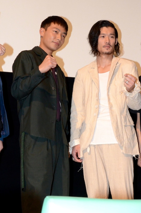 左から田中俊介、淵上泰史。