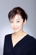 鈴木柳子役を演じる斉藤由貴。