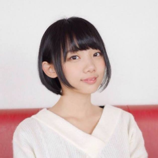山科ティナ