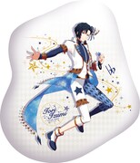 B賞の和泉一織クッション。