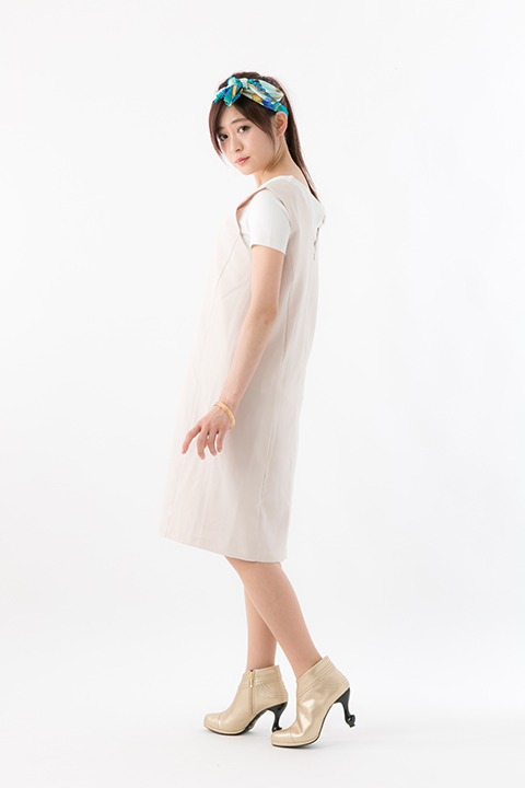 蜂須賀虎徹モデルの着用例。