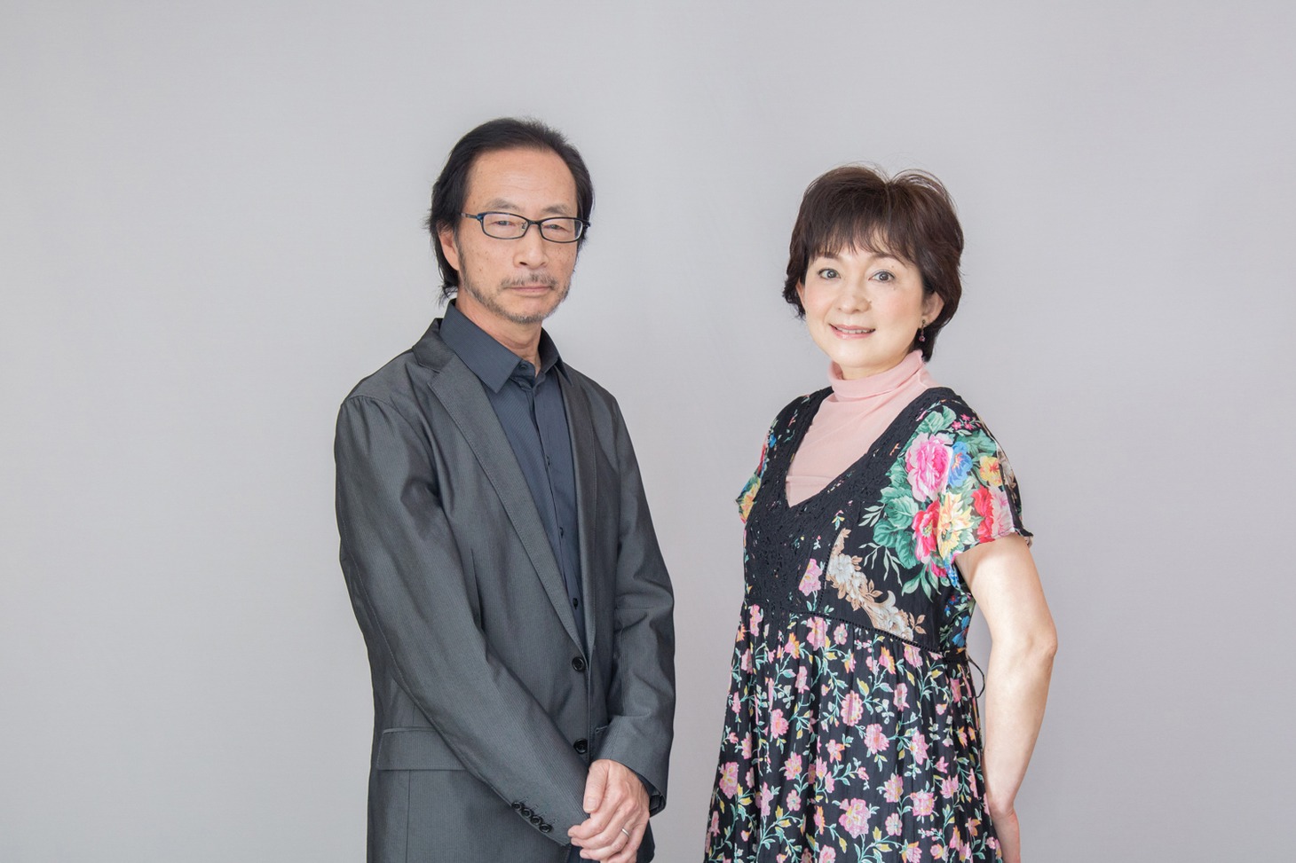 秋本治（左）と太田裕美（右）。