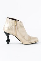 蜂須賀虎徹モデル