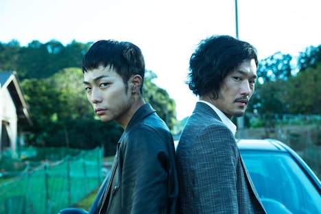 映画「ダブルミンツ」の場面カット。