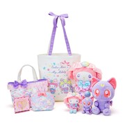 セーラームーンとマイメロディのコラボグッズ集合。