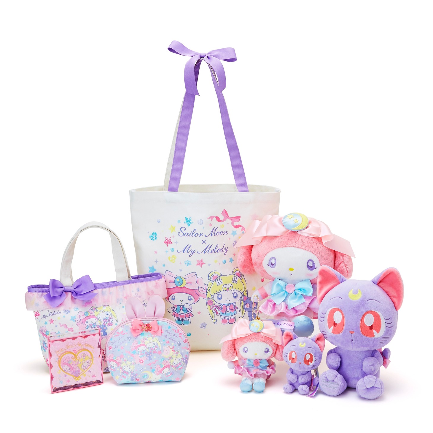 セーラームーンとマイメロディのコラボグッズ集合。