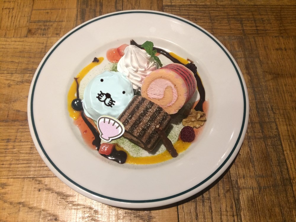 「『もしもシマリスくんとアライグマくんがしっぽだけになってしまったら、ボクたちはどうやっておしゃべりすればいいんだろう。』ぼのぼの妄想スイーツプレート」は、追加メニューと入れ替えになるため7月2日で提供が終了する。