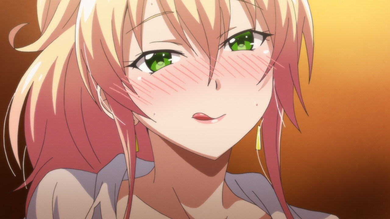 はじめてのギャル」の場面カットより、長久友紀が演じる八女ゆかな