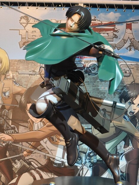 第1弾の際に制作されたリヴァイの等身大フィギュア。