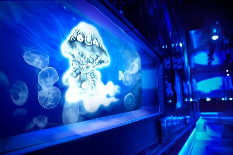 「水木しげる×すみだ水族館 水の妖怪トンネル」のイメージ写真。