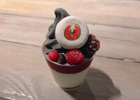 「目玉おやじの目玉パフェ」は1日20食限定。