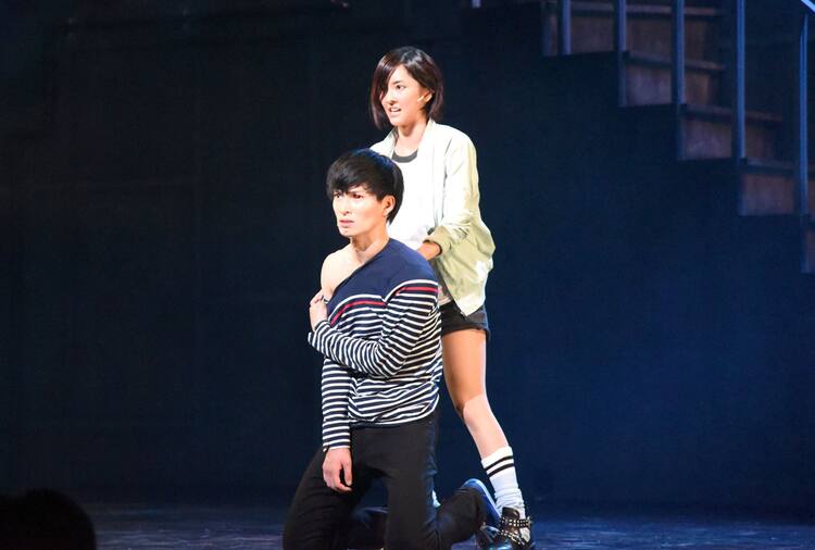 舞台 東京喰種 に松田凌 人間と喰種の狭間の感覚を持てる とアピール コミックナタリー