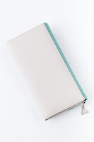 勝生勇利モデルの財布。