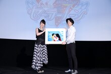 三石琴乃と幾原邦彦監督。