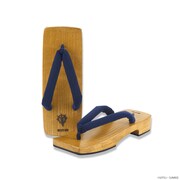 ジオン軍デザインの右近下駄。