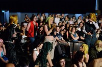 「Japan Expo 2017」の様子。キャラクターのコスプレ衣装に身を包むファンの姿も多く見受けられた。