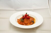 トニオ・トラサルディーがひらパーのために作ったリングイネトマトパスタ（大阪会場）