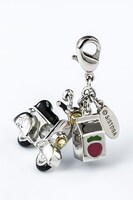 万事屋モデルのチャームセットより。