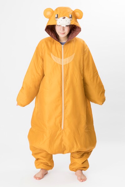 「NEW GAME!! 青葉の寝袋風ルームウェア」の着用イメージ。