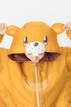 「NEW GAME!! 青葉の寝袋風ルームウェア」の着用イメージ。