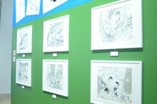 「創刊50周年記念 週刊少年ジャンプ展VOL.1 創刊～1980年代、伝説のはじまり」の様子。(c)高橋陽一／集英社