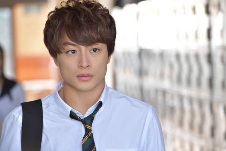 「ひるなかの流星」の場面写真。