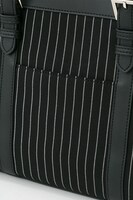 「黑執事 Book of Circus」とのコラボによるバッグ。