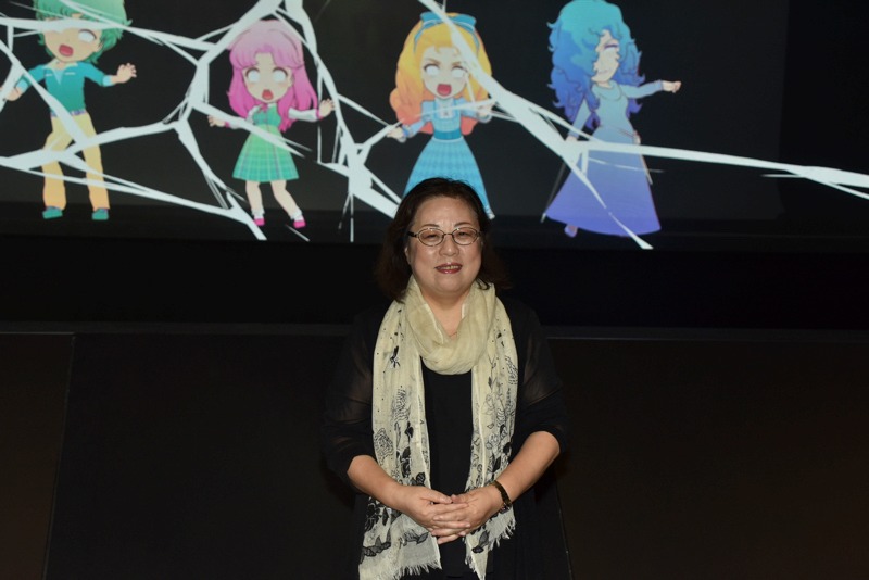 美内すずえ