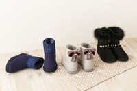 「ユーリ!!! on ICE」をモチーフにしたムートンブーツ。