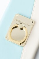 ヴィクトル・ニキフォロフモデルのスマートフォンケース。