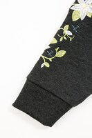 勝生勇利モデルのパーカー。