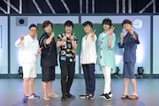 イベントの様子。左から岩田光央、日野聡、小野大輔、神谷浩史、島崎信長、花江夏樹。
