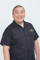 ジャギを演じる山本圭壱。