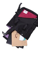 「銀魂」高杉晋助モデルのコラボレーションリュック。