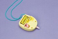 「プリちぃファンケシロボ CHI-02」には、消しゴムのスペアが付属。ファンの羽根も、使わないときは収納しておくことが可能だ。