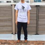 「究極超人あ～る 轟天号セット」より、Tシャツの着用例。