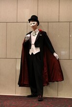 「美少女戦士セーラームーン25周年記念 Classic Concert」に現れたタキシード仮面。